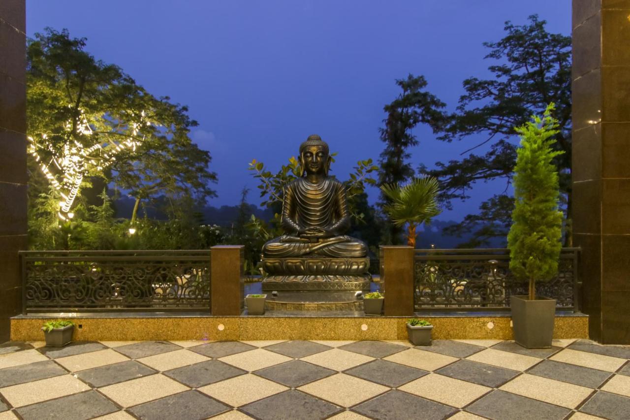 Dhauladhar Heights Resort Dharamshala Esterno foto